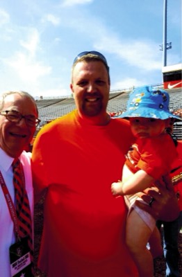 With Mike Metzger and baby Metzger! (photo: Dawn Borg) 